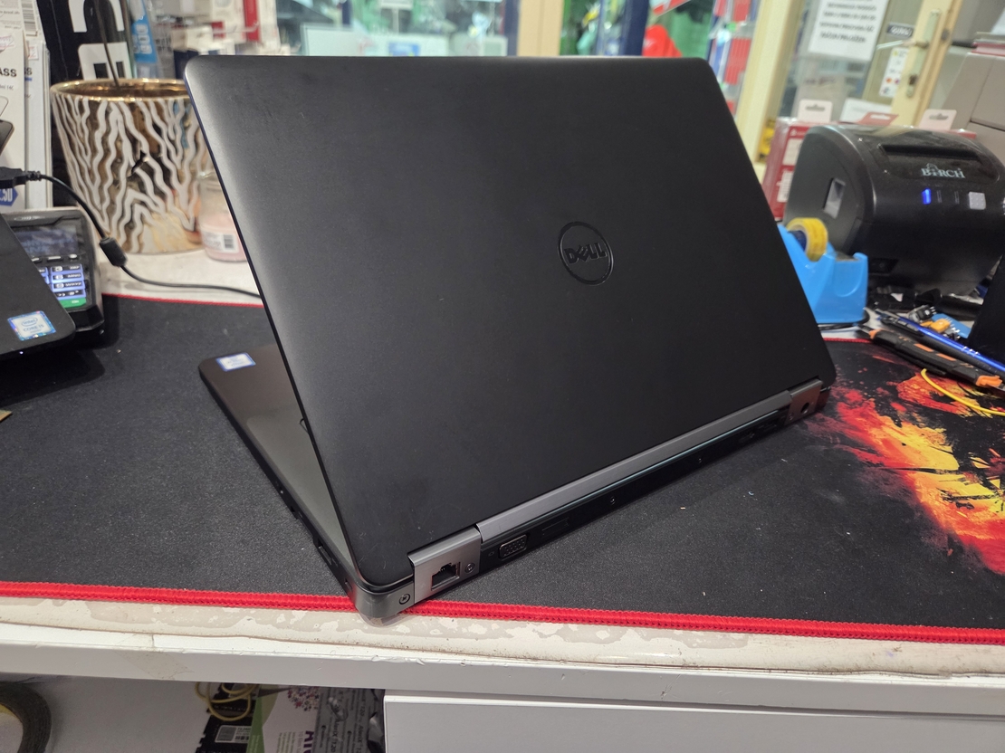 Dell Latitude E5470 14/i7 6820HQ 3.6GHz/8GB DDR4/256GB M.2