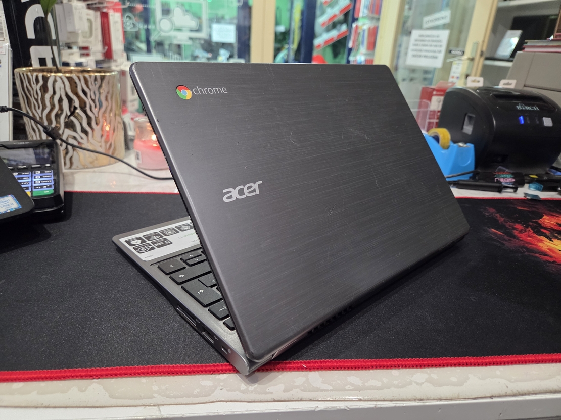Acer Chromebook C740 11.6/Celeron 3215U 1.7/4GB Ram/16GB SSD