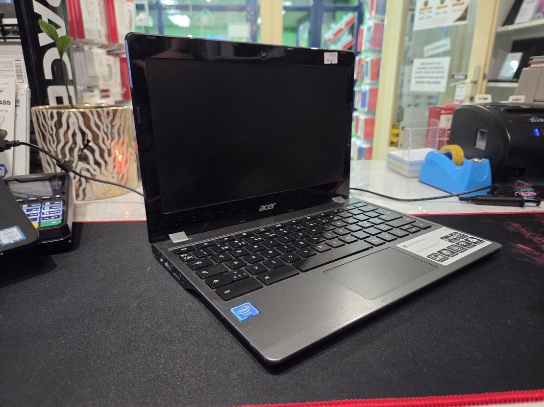 Acer Chromebook C740 11.6/Celeron 3215U 1.7/4GB Ram/16GB SSD
