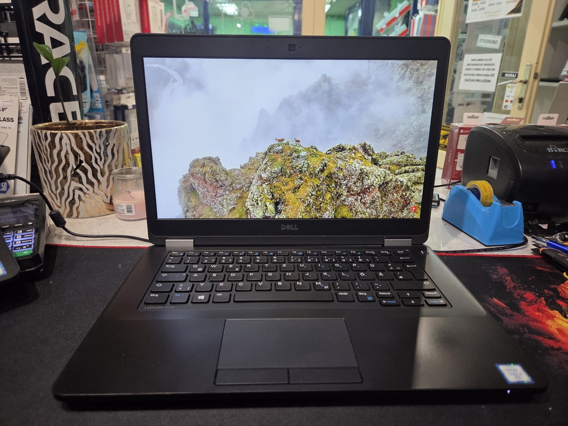 Dell Latitude E5470 14/i7 6820HQ 3.6GHz/8GB DDR4/256GB M.2