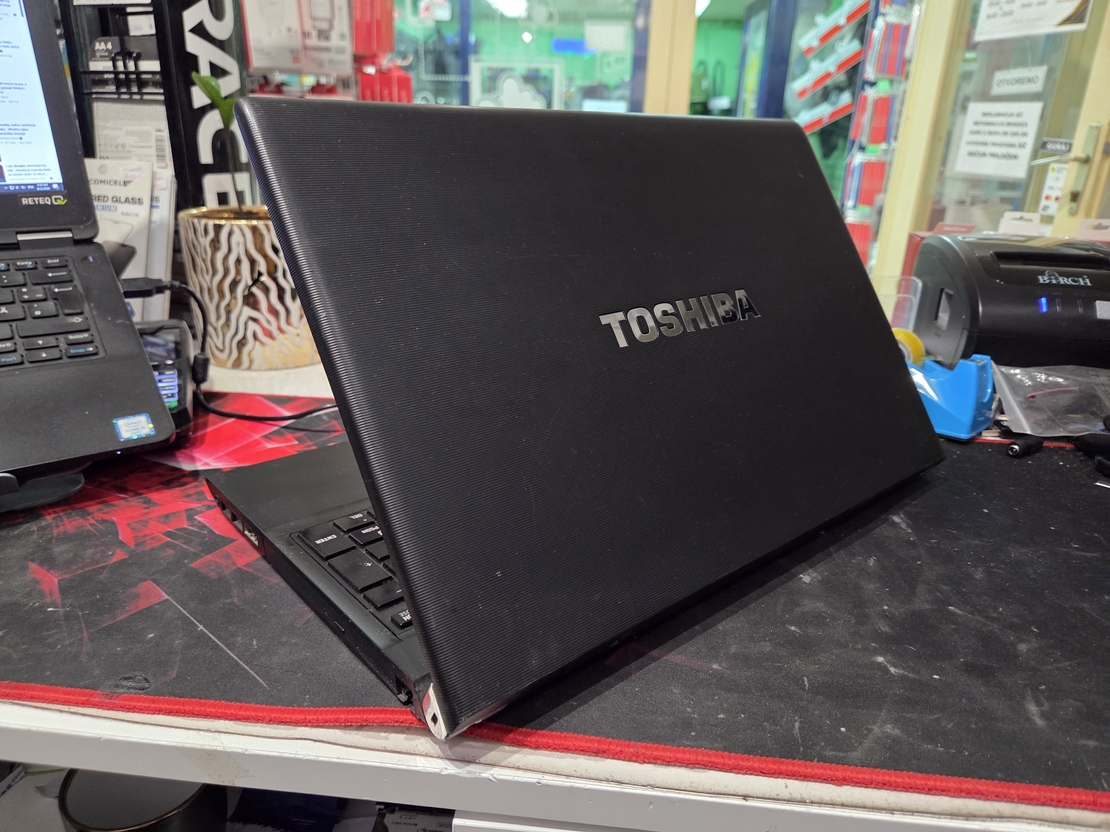 Toshiba Tecra R580 15.6/i3 2330M 2.2GHz/8GB DDR3/128GB SSD