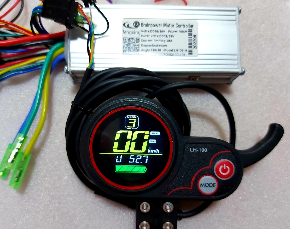  Синусный контроллер для Kugou м5- 48v/60v; 28A+2A + LH100 цветной led дисплей клавишей акселератора. 