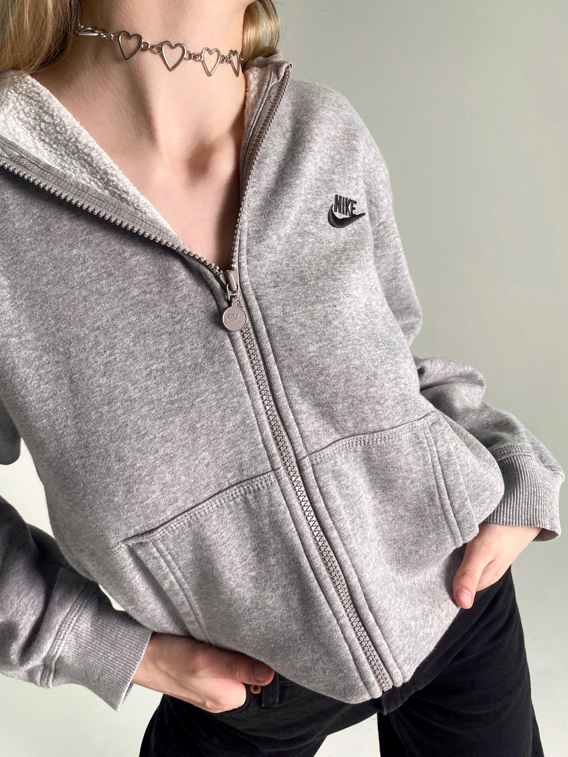 Gray nike sweatshirt online