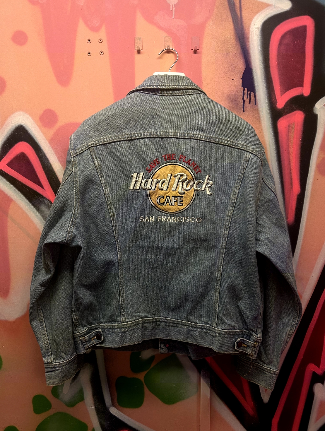 Hard Rock cafe Doesn t Metrics Vintage