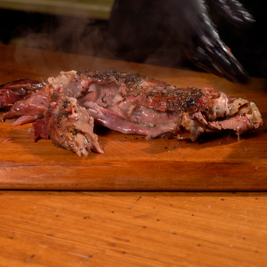 Баранья нога BBQ