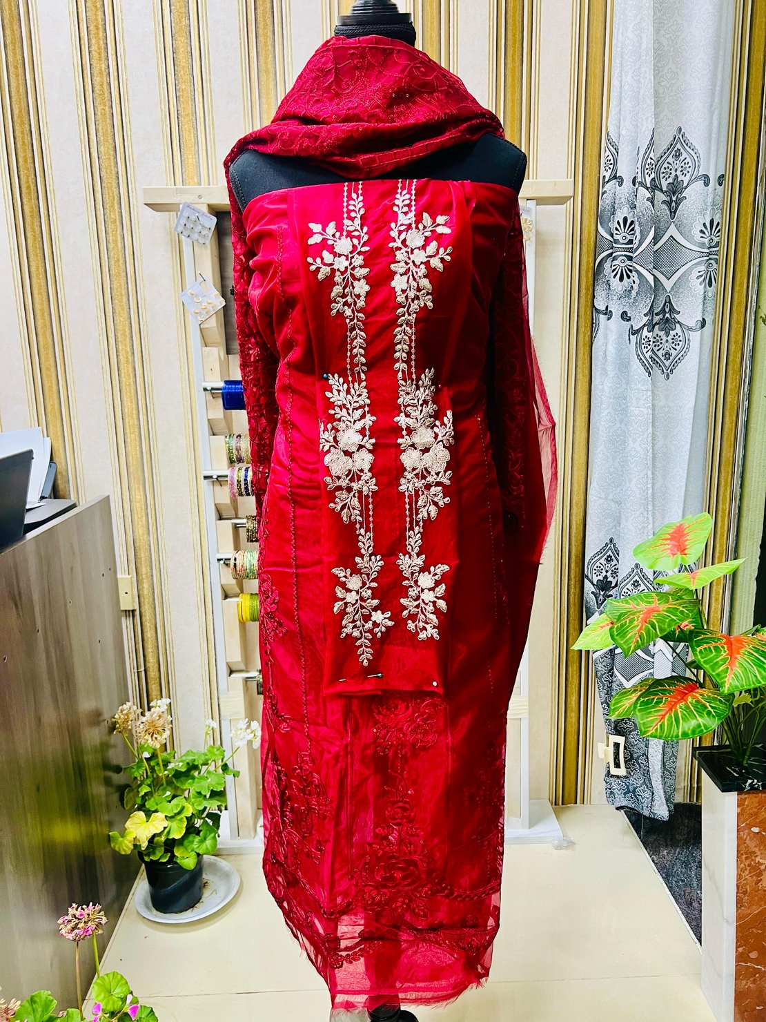 3 PCS unstitched SUITS