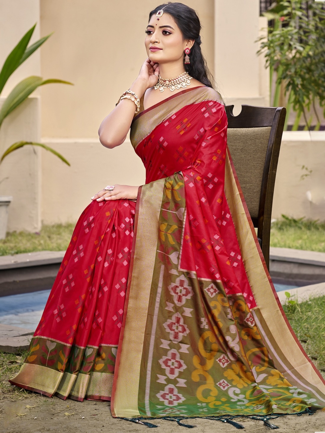 SAREE