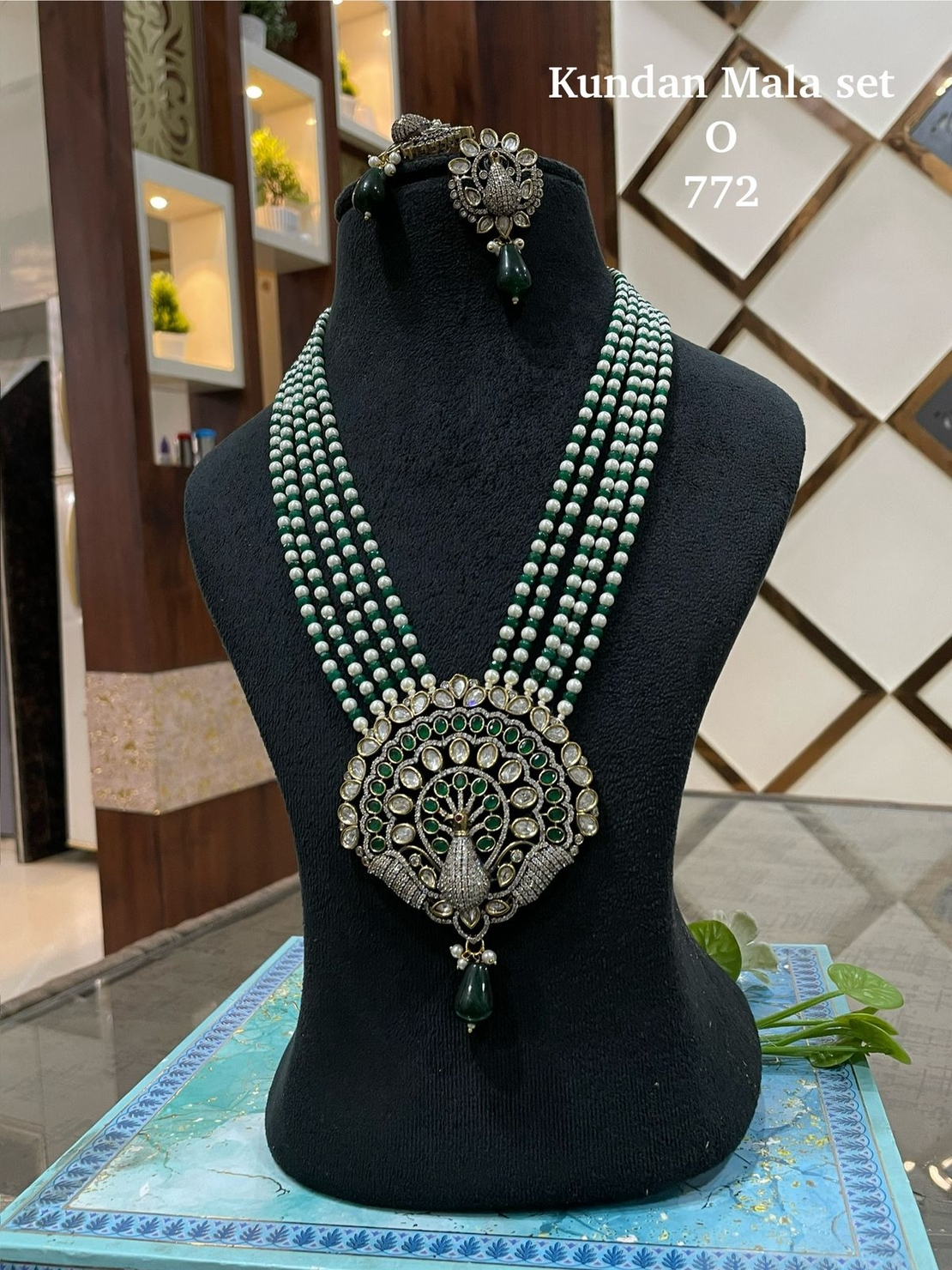 Kundan Mala