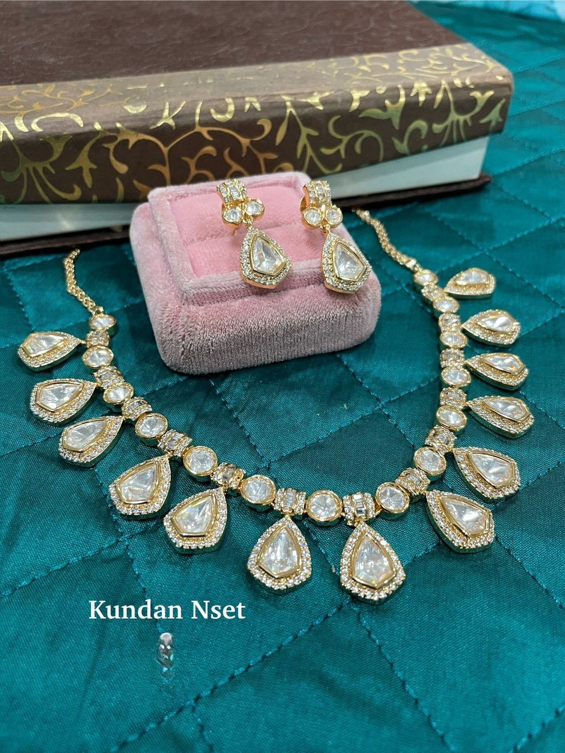 kundan jewellery