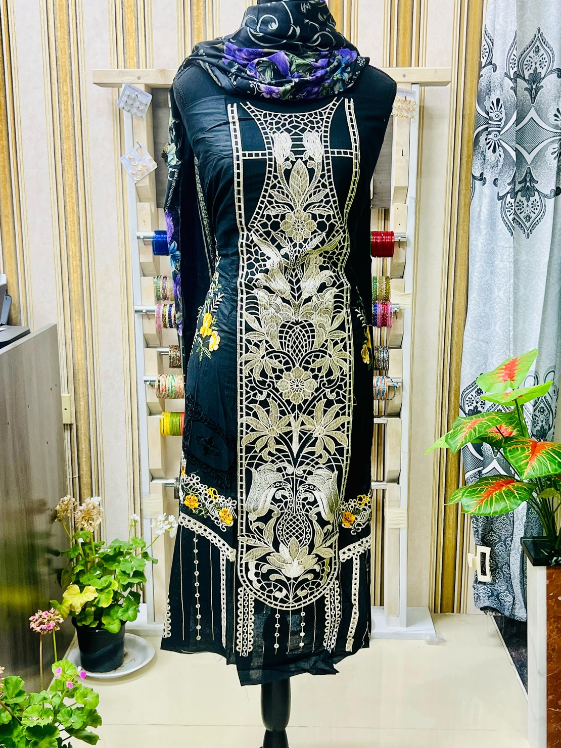 3 PCS unstitched SUITS