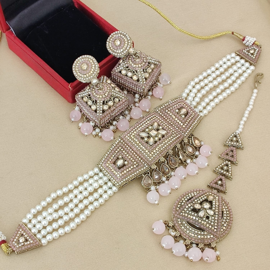 CHOKER NECKLACE