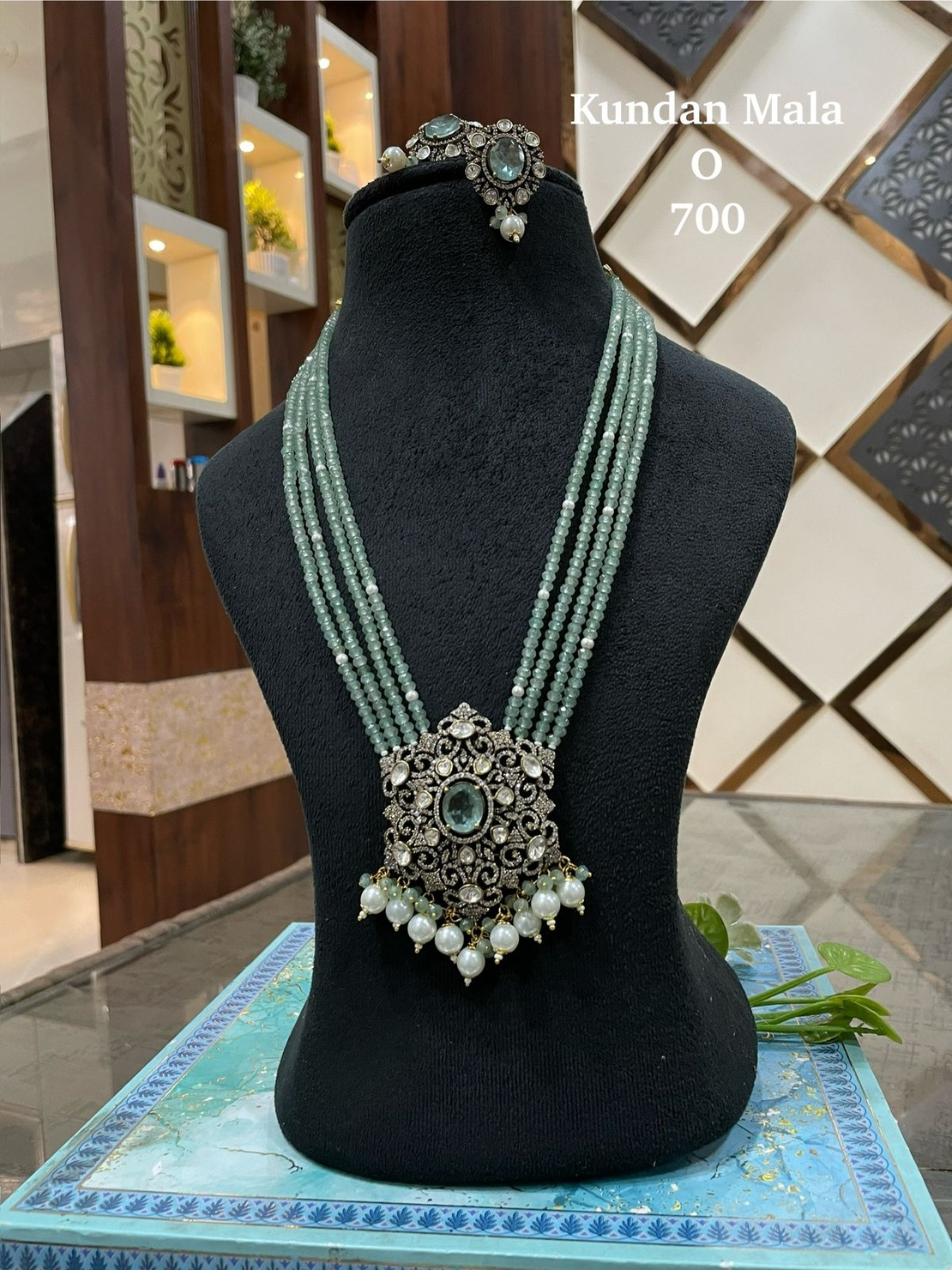 Kundan Mala