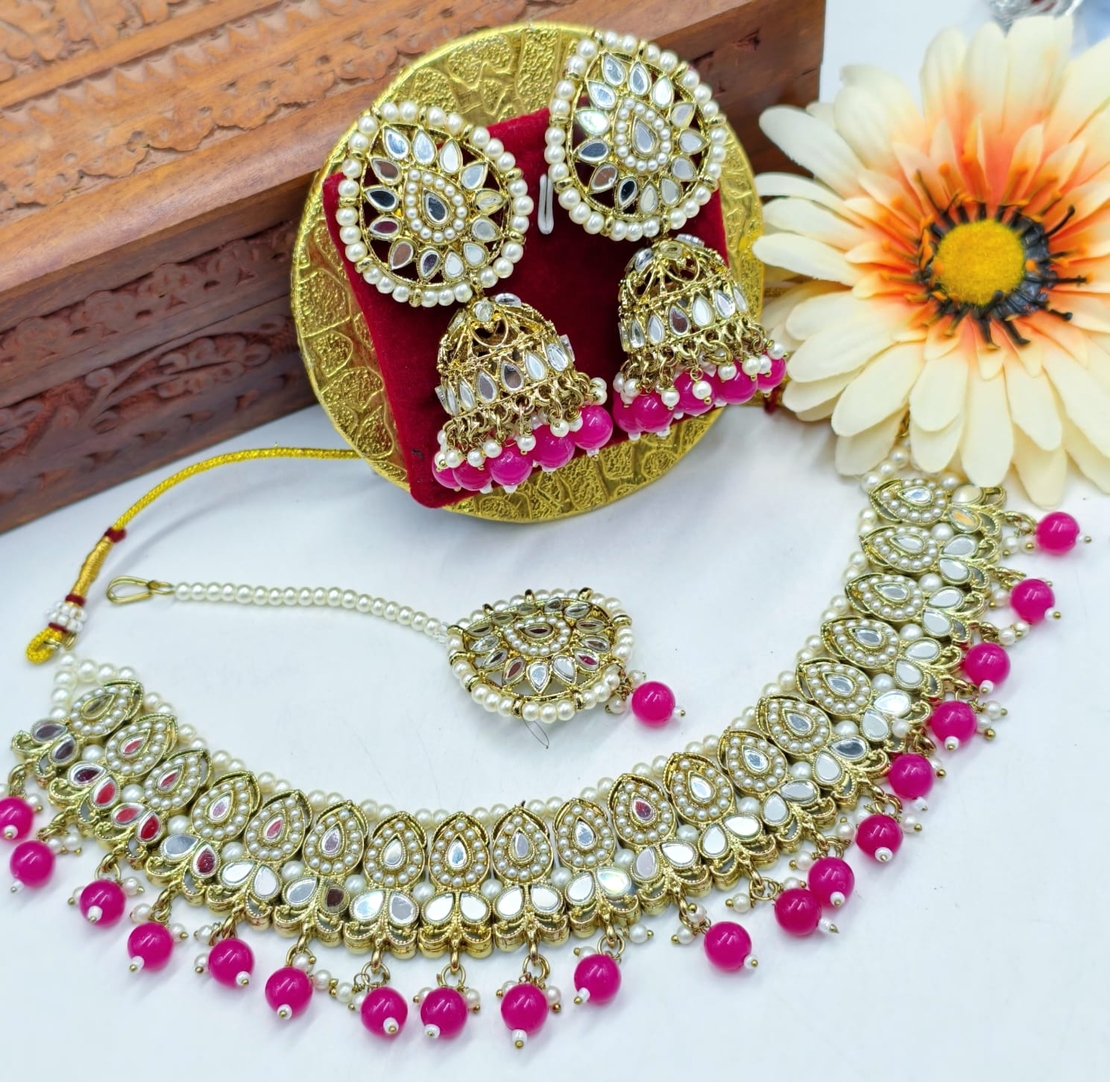 CHOKER NECKLACE