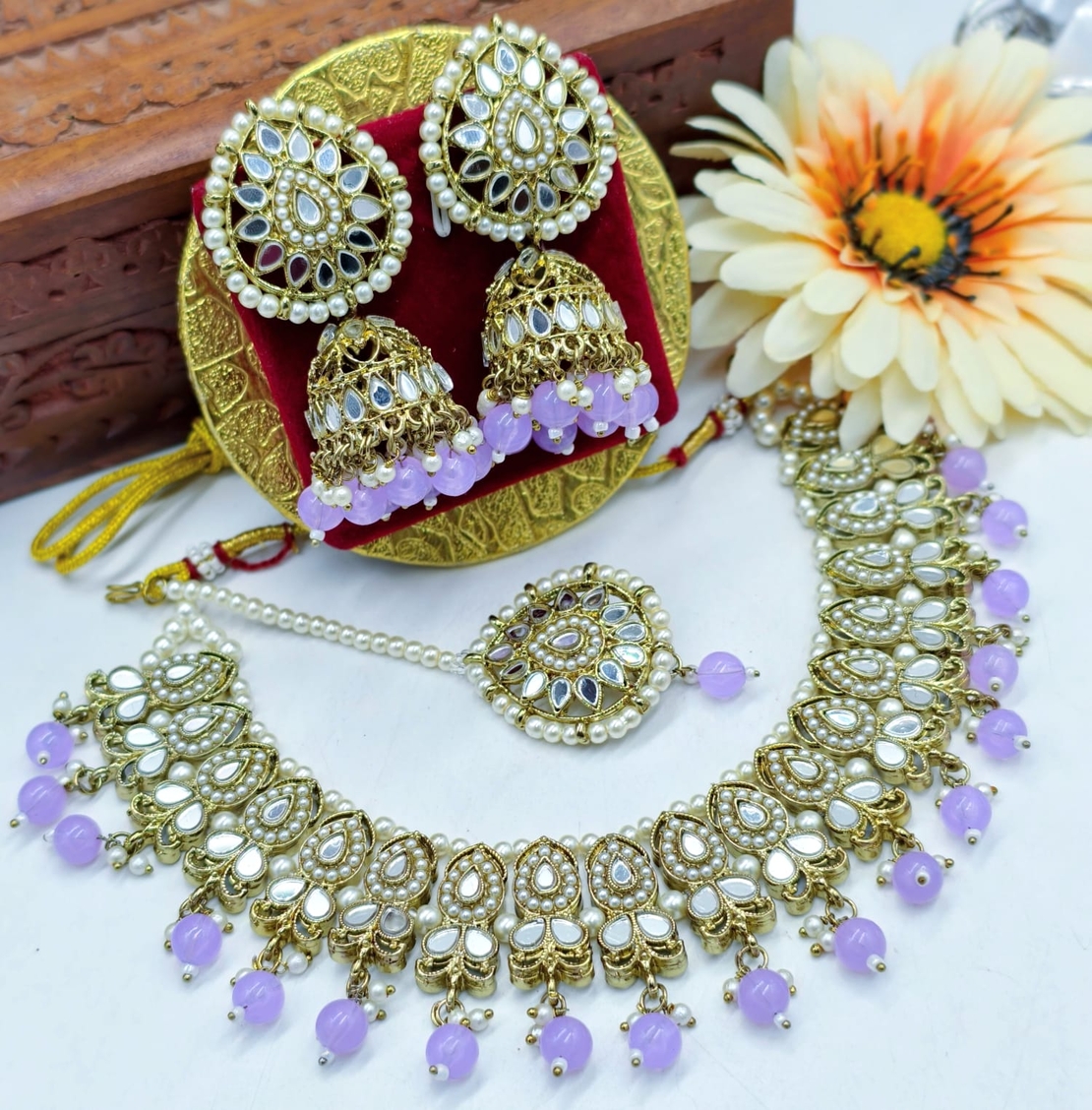 CHOKER NECKLACE