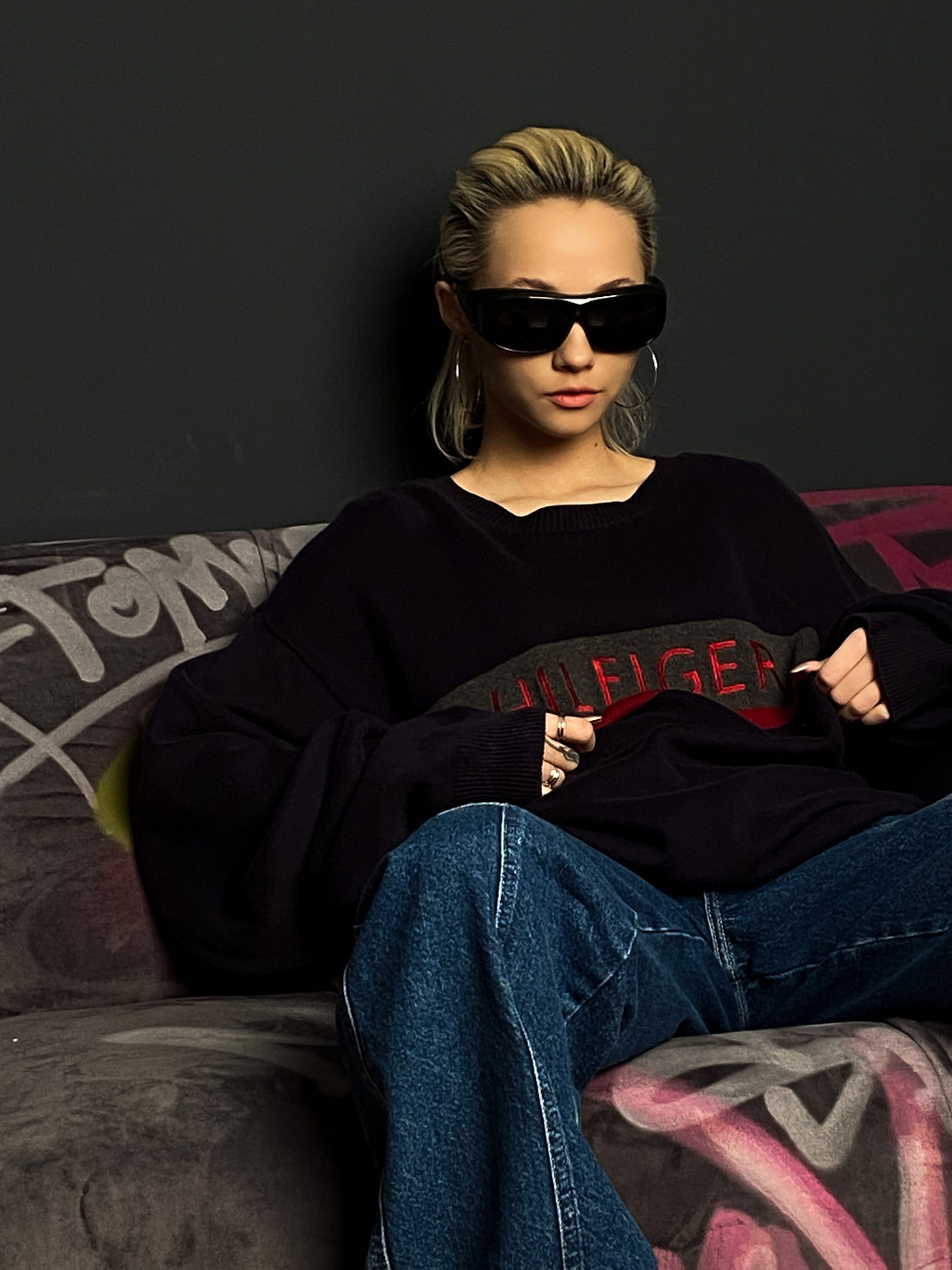 Tommy hilfiger store oversized sunglasses