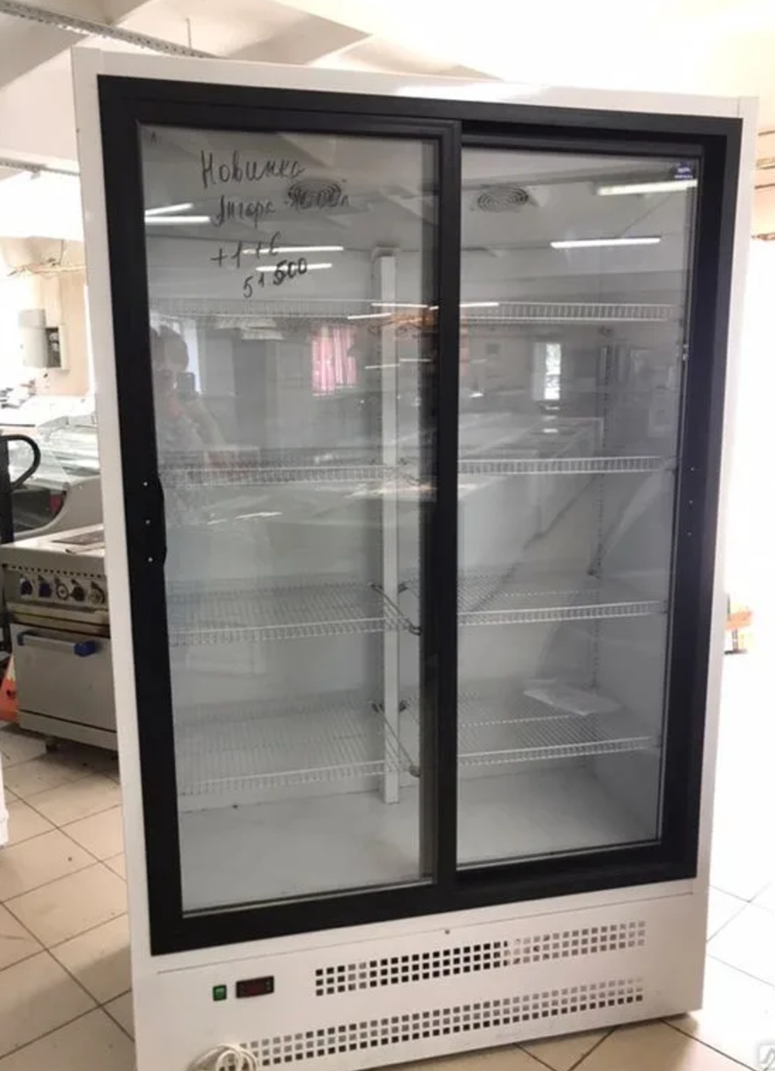 Холодильный шкаф Ангара 1000