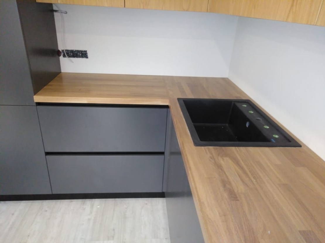 Столешница из мебельного щита круглая - 98 фото