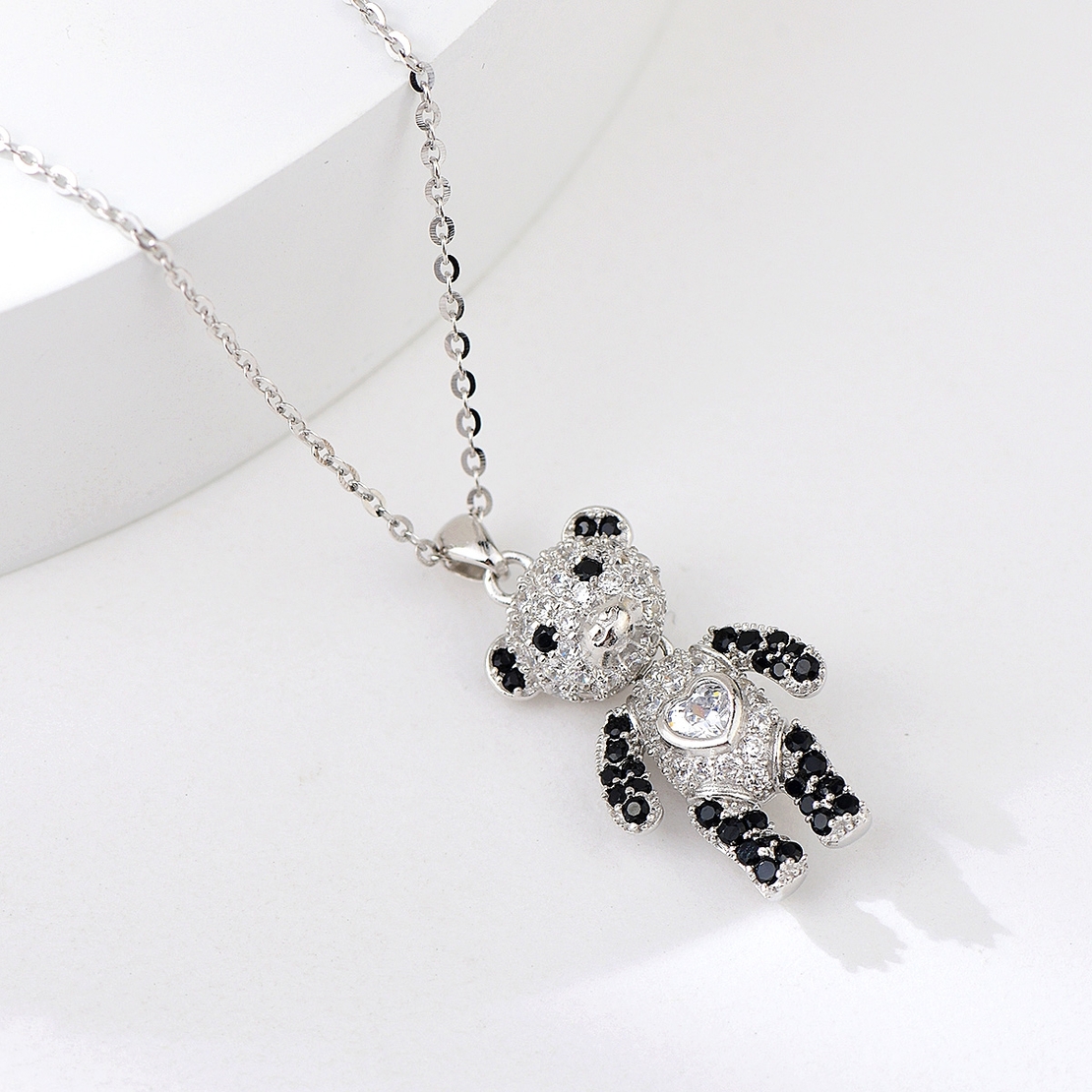 Сребърно колие Мече с Кристално Сърце | колекция Delicate Silver