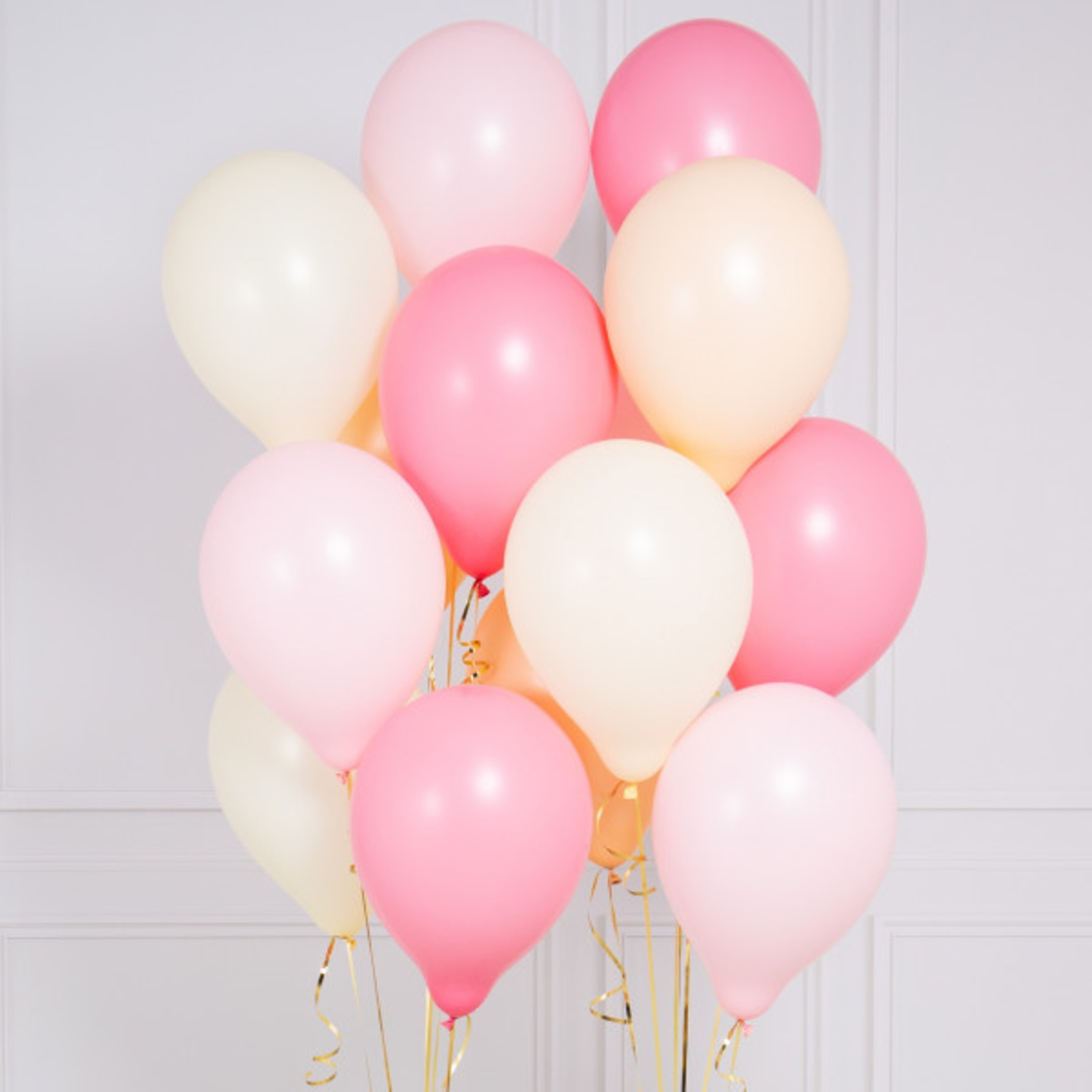 Желто розовые шары. Нежные воздушные шары. Розовые шарики воздушные. Розовые шары. Воздушные шары пастельных тонов.