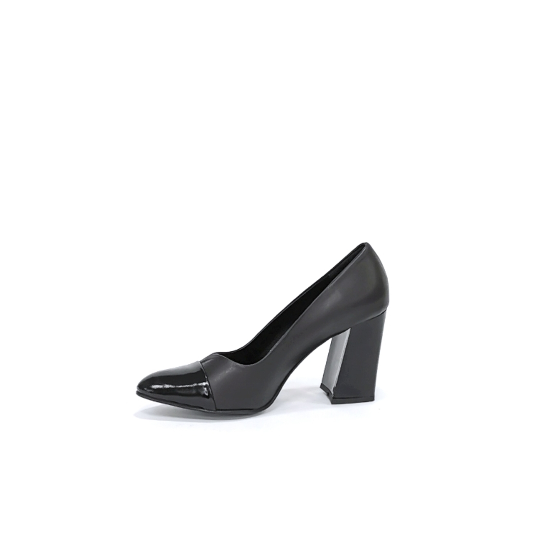 Женские элегантные туфли из натуральной кожи черного цвета/7702