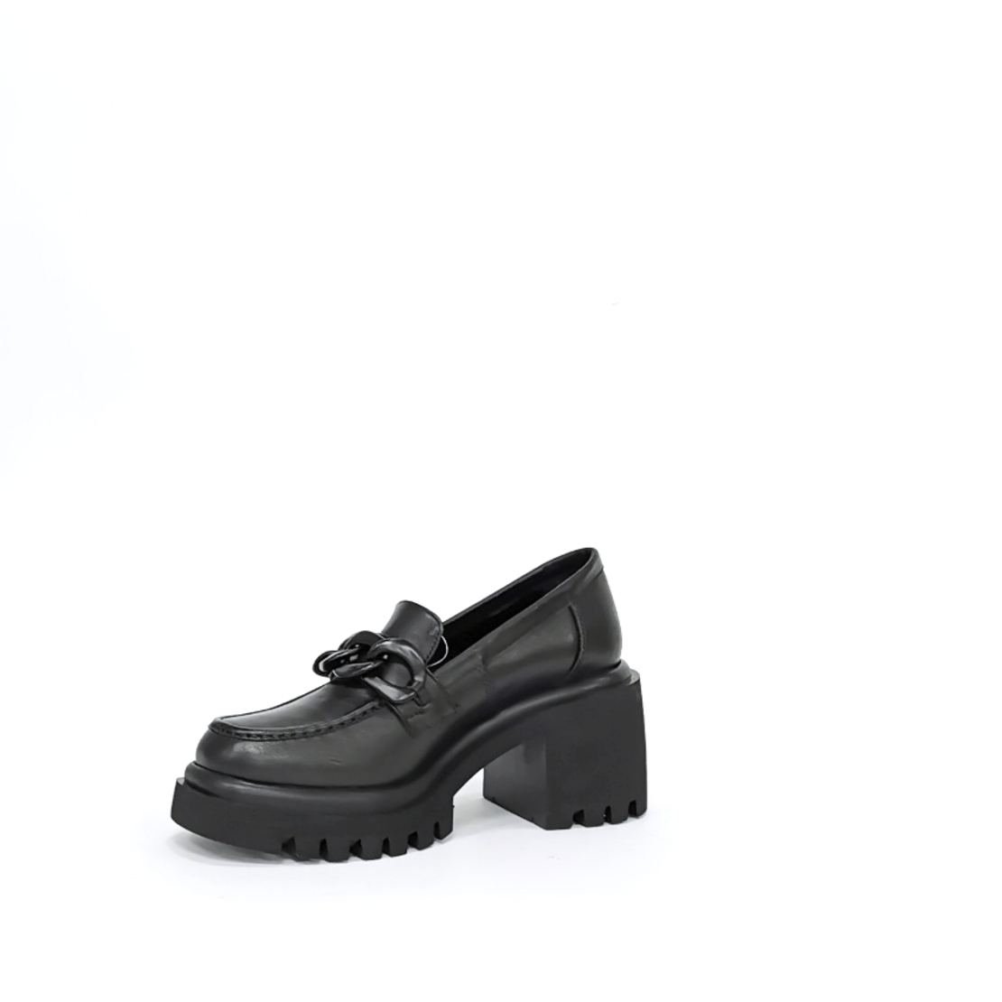 Women's moccasins / loafers / made of natural leather in black color/727719