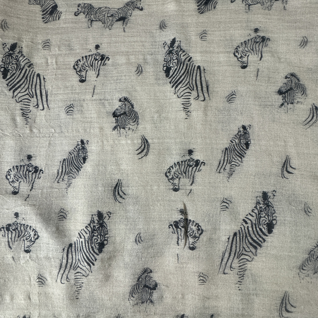 Дамски правоъгълен шал Becksöndergaard zebra print scarf