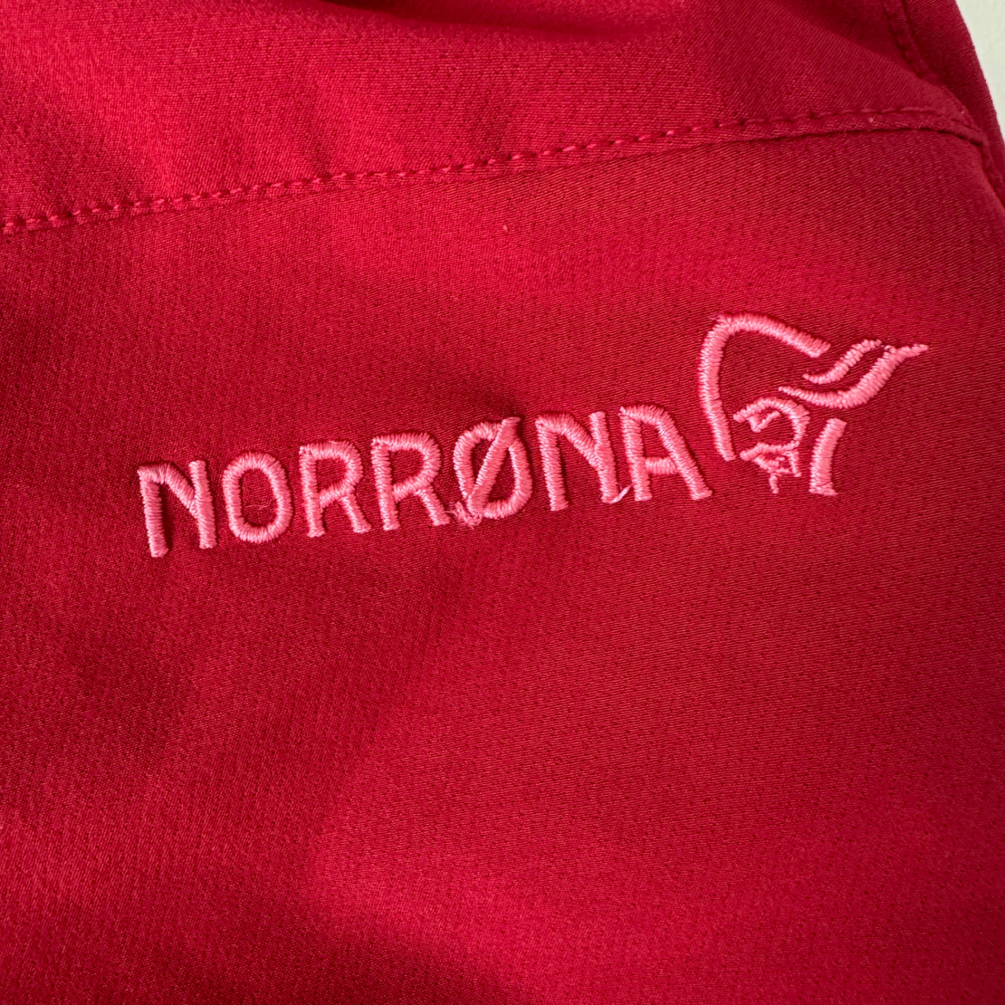 Дамски туристически шорти Norrona Falketind Flex 1 Shorts (W)