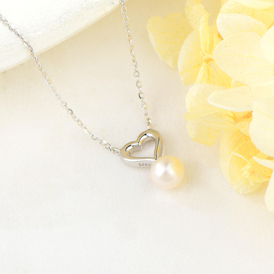 SILVER NECKLACE HEART WITH PEARL