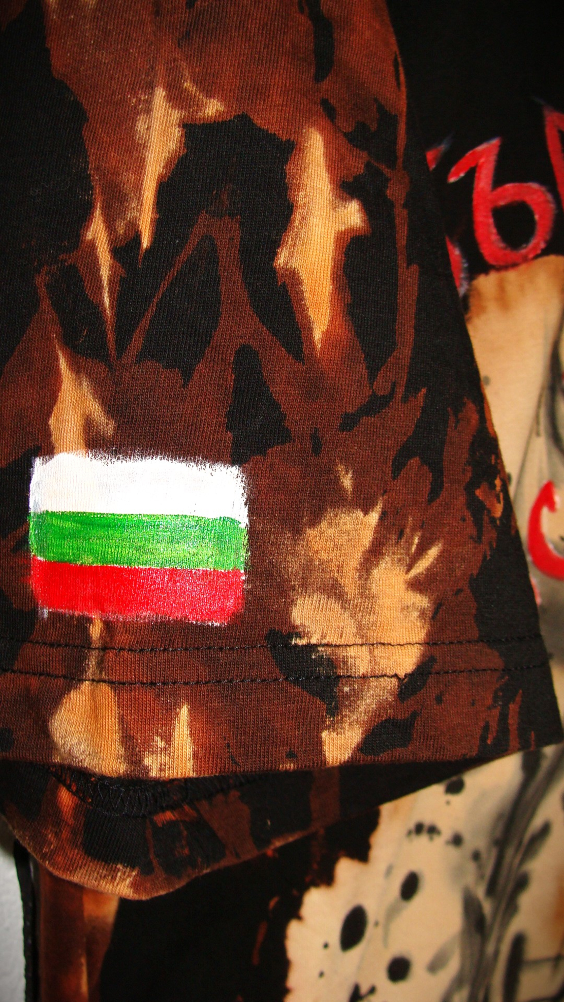 Тениска ХХХL ,,България над всичко„