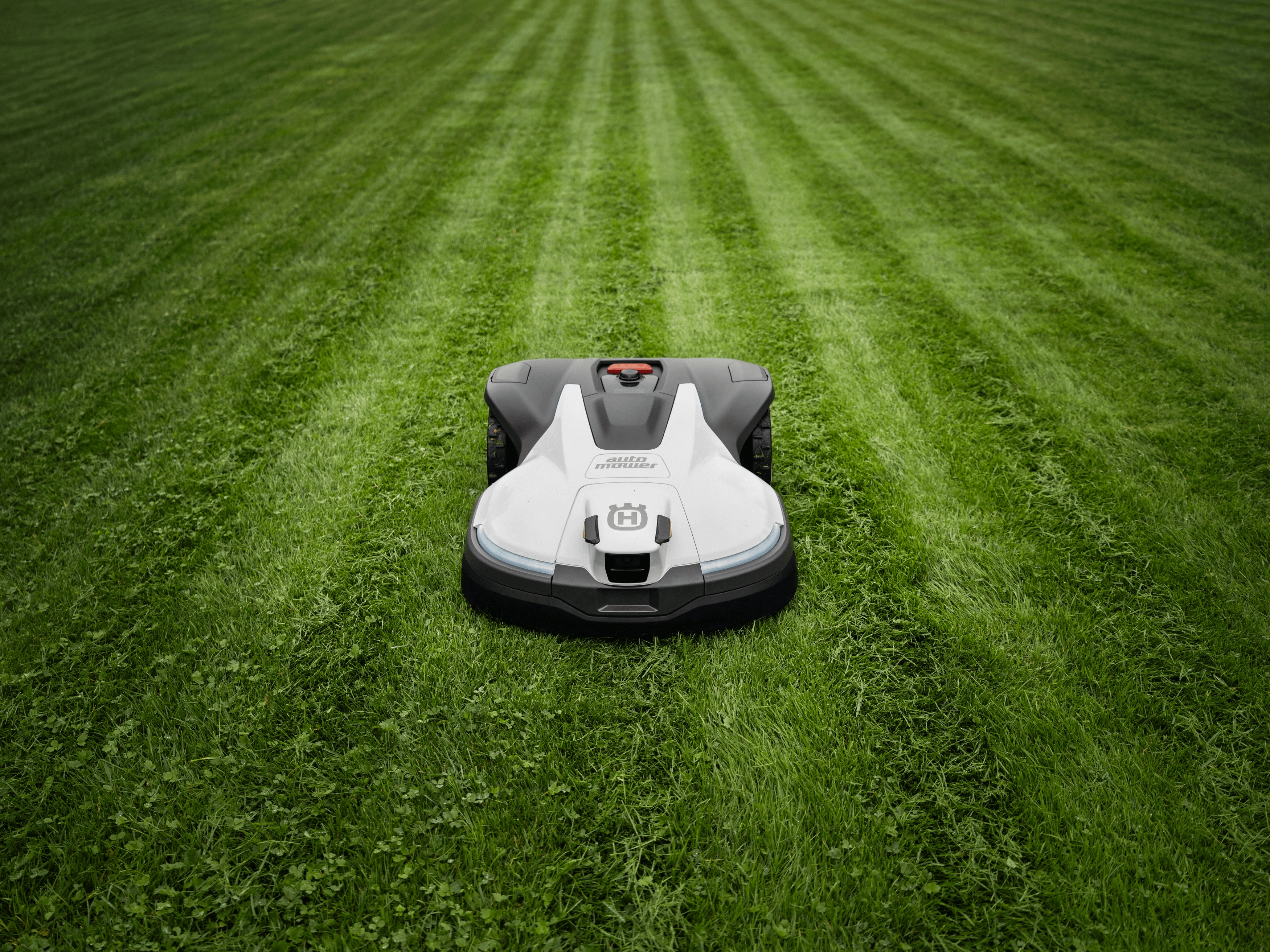 Намерете най-добрата косачка-робот от Husqvarna