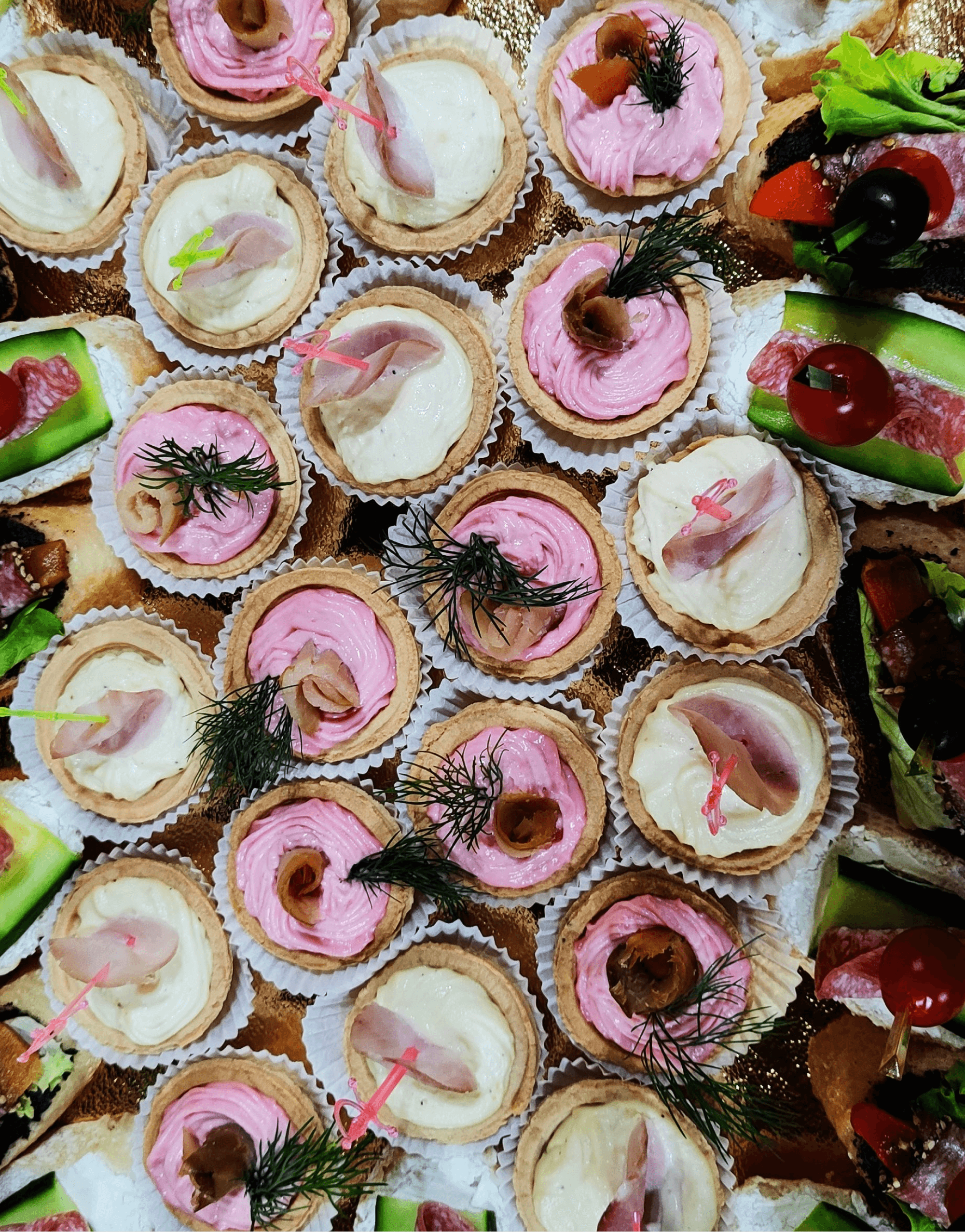 Вашите поводи заслужават нещо специално – заслужават Вкусен свят