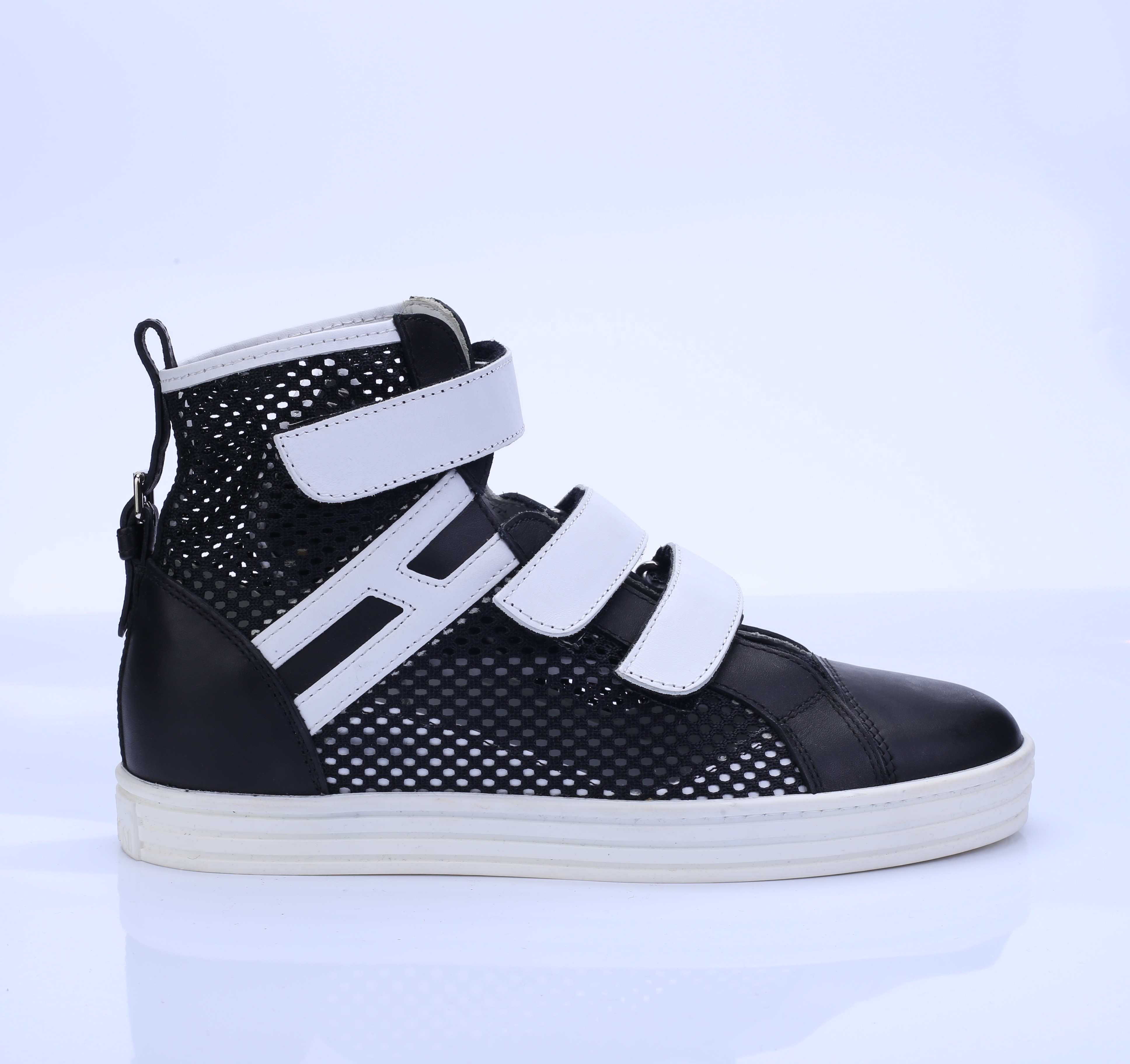 ДАМСКИ ОБУВКИ HOGAN
