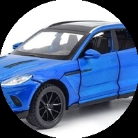 Метални колички 1:32